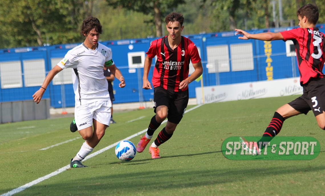 SERIE A MILAN LEAO PRIMAVERA