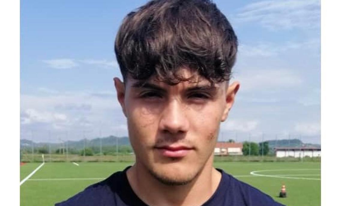 Rivoli-Alba Calcio: Alan Rossi oro di Langa, una sua perla regala il primo atto a Telesca