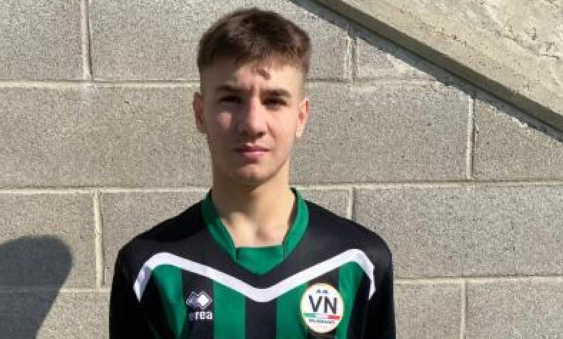 Si infortuna l&rsquo;arbitro: derby sospeso e da rigiocare da capo