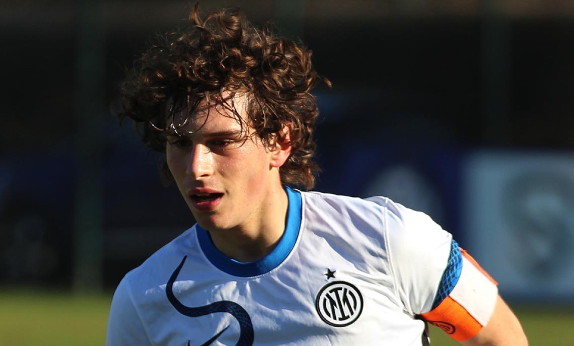 4 gol in 32 minuti: l'Inter batte i campioni d'Italia