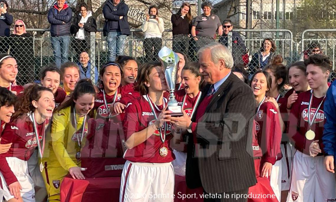 Freedom bestia nera ma il Torino di Riccardi vince l'ultima casalinga con le magie di La Sala e Munaf&ograve;