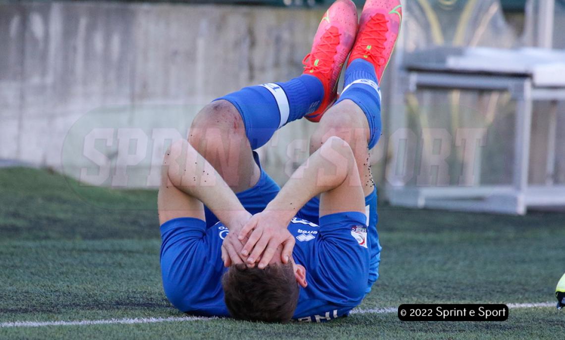 Pioggia di infortuni insostenibile, la squadra si ritira dalla coppa