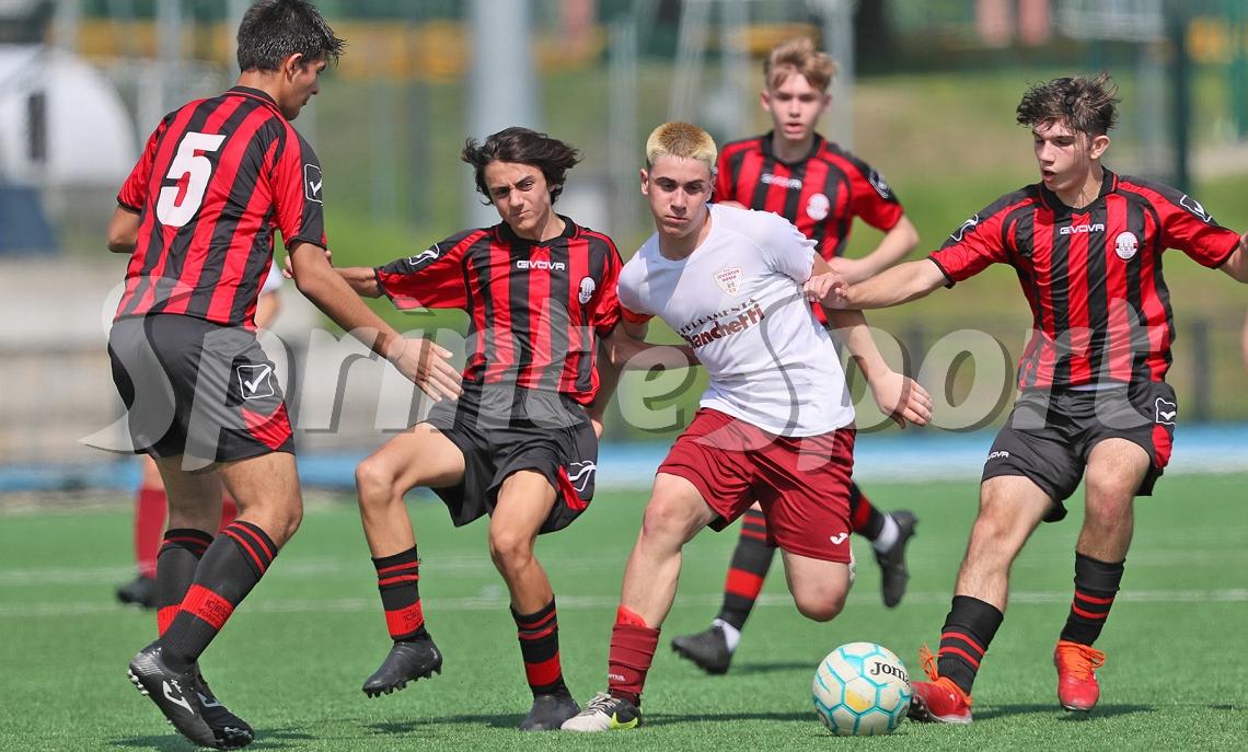 Vince la Cbs che passa in semifinale