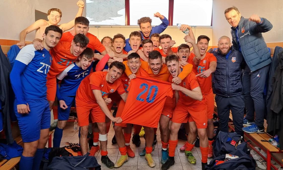 L'Alcione vince in rimonta, mancano 90 minuti alla gloria