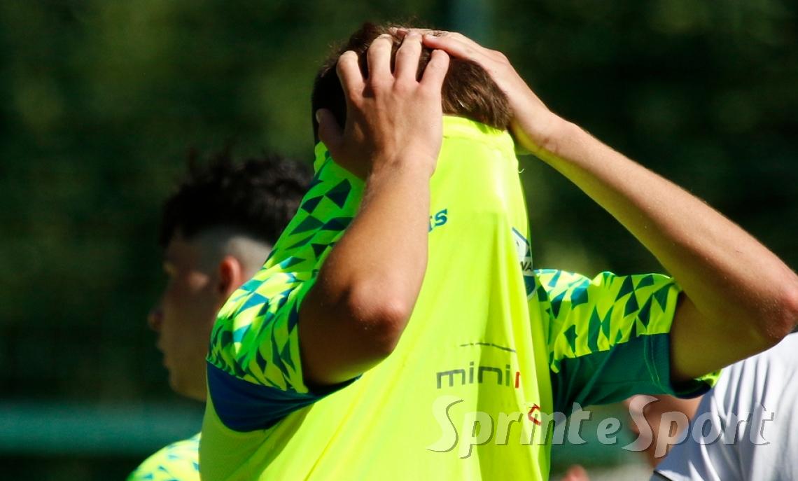 3-0 a tavolino per un cartellino, ma le sconfitte potevano essere due
