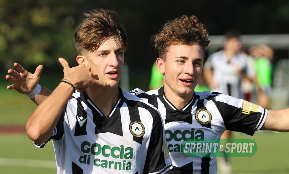 Doppietta di un difensore e un gol in rovesciata, giornata di gloria per i bianconeri e Como al tappeto