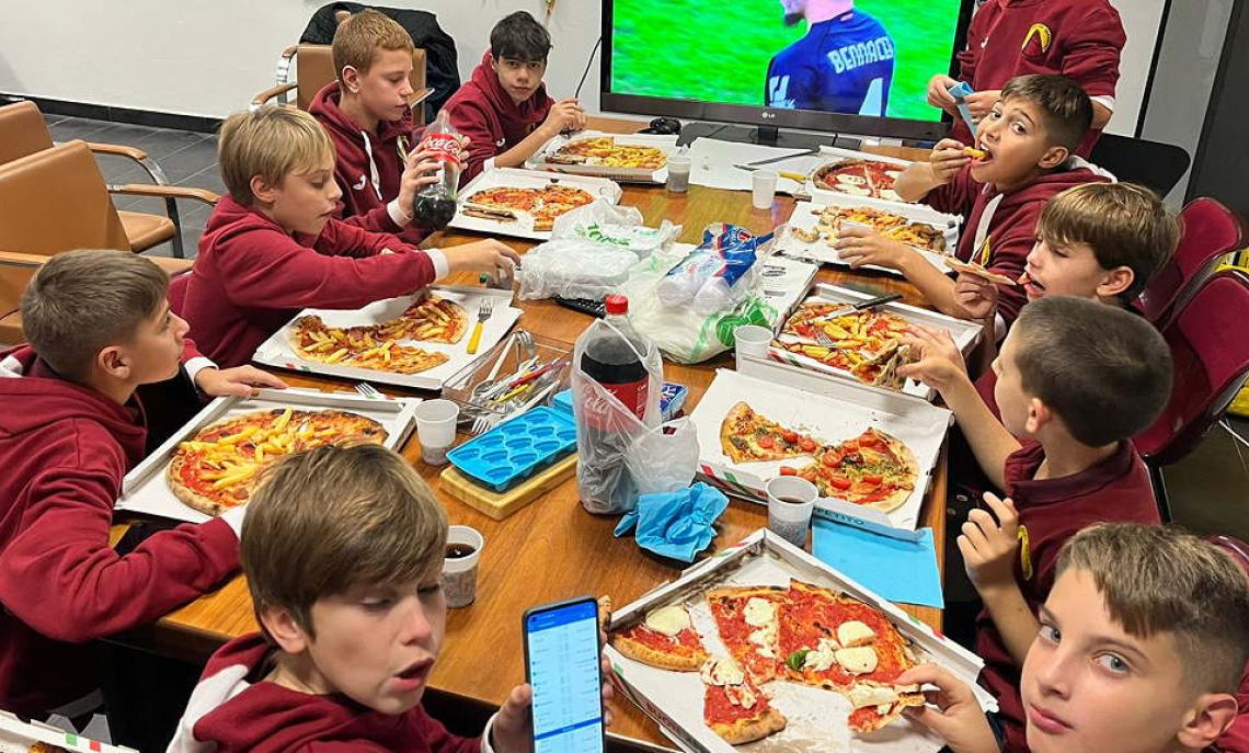 Pizza, Playstation, Ping Pong... e Serie A dopo la partita