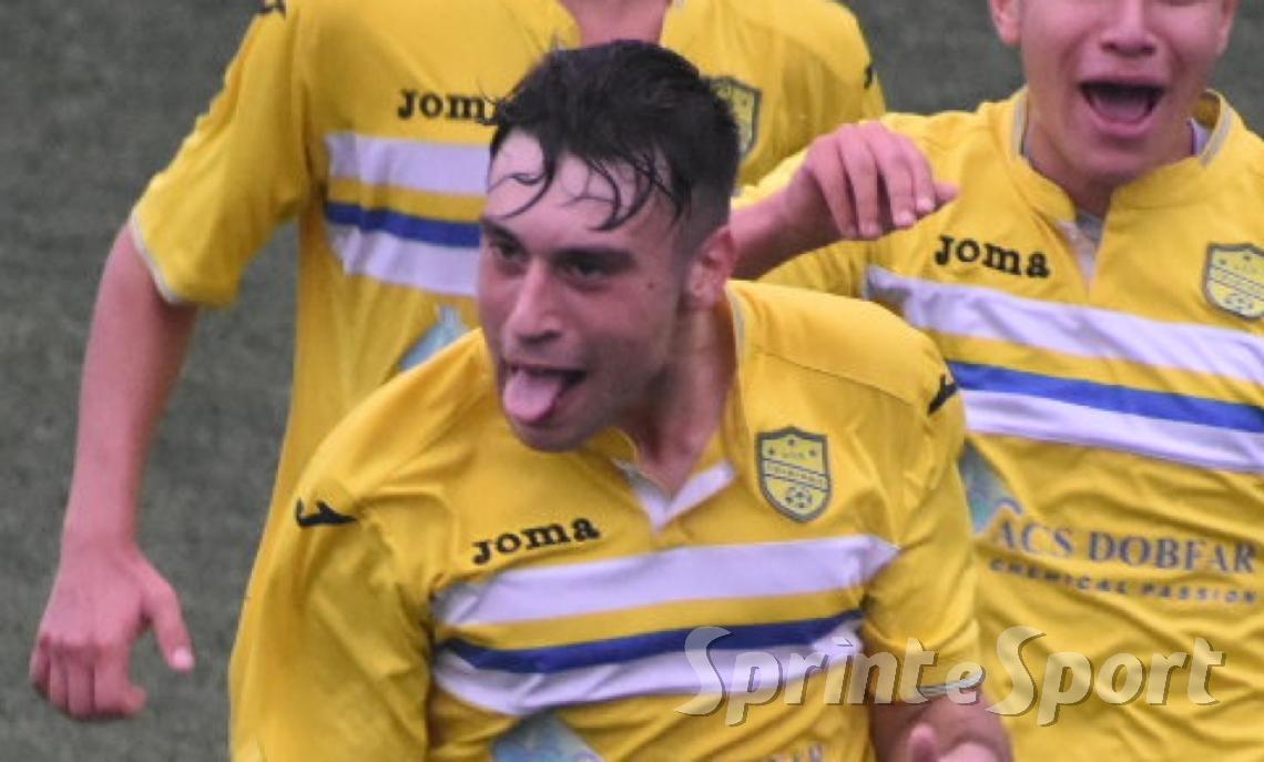 Mauro autore del gol su punizione che ha deciso il match