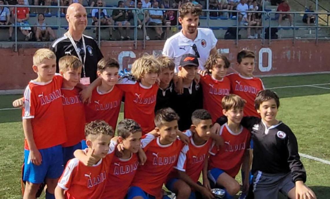 Giocò nella squadra giovanile più forte e vincente della storia, è tornato per riportare la società all'antico splendore