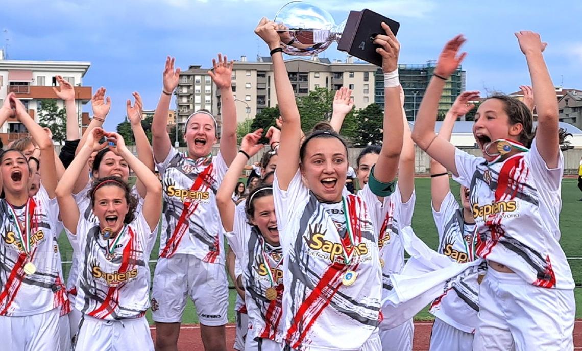 UNDER 15 FEMMINILE: Alice Dancelli alla la coppa