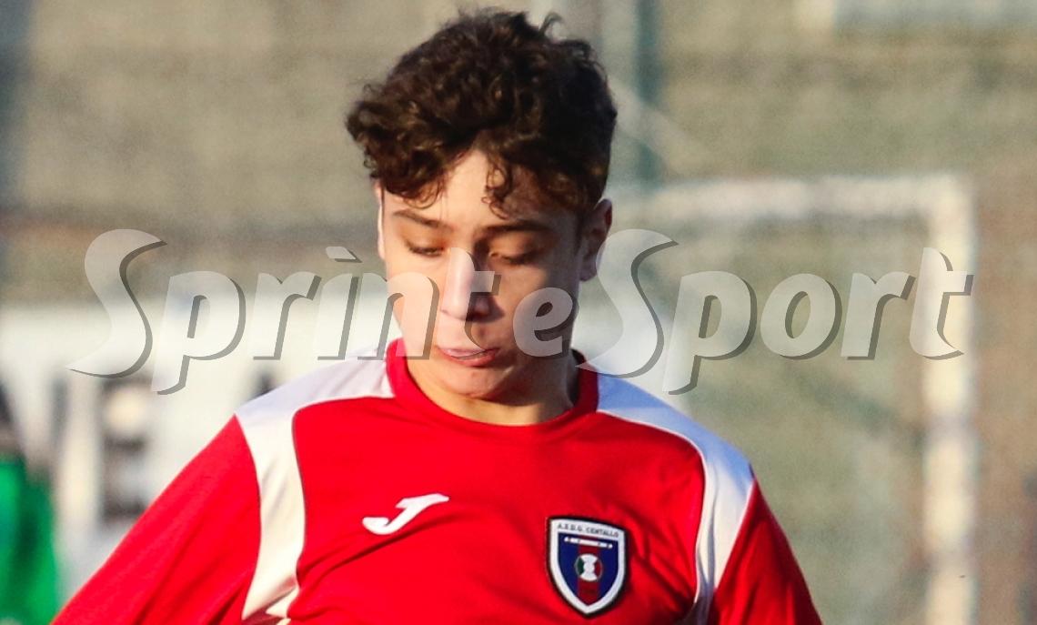 Calciomercato Giovanili Piemonte &bull; Mattia Samaritano, bomber della Giovanile Centallo 2009, visionato a lungo dalle professioniste. Dovrebbe rimanere a Centallo per puntare ai playoff