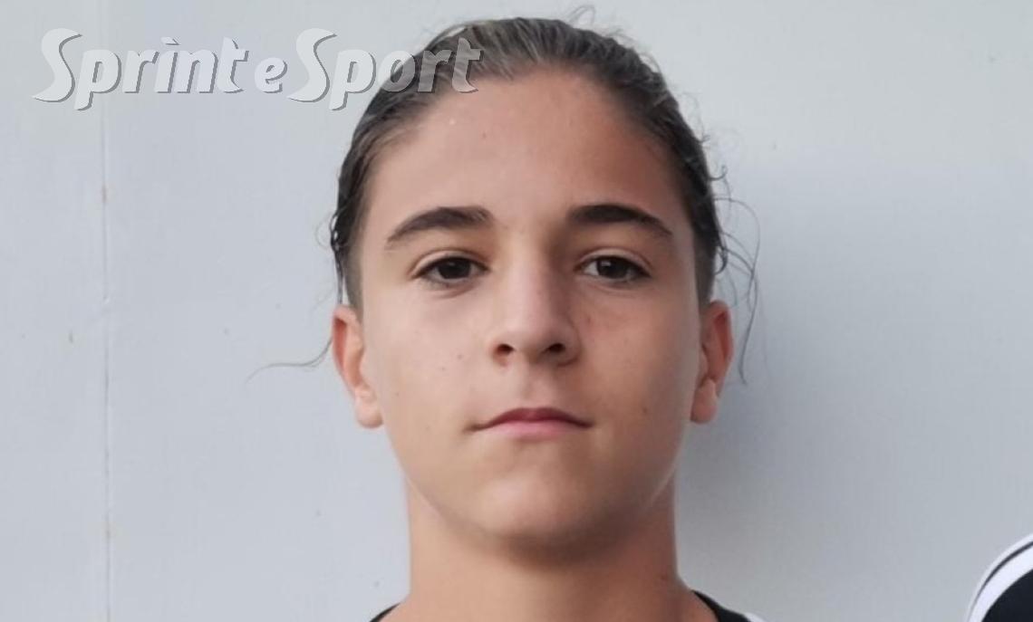 Rimonta da Champions League: il fuoriclasse sbaglia un rigore ma segna la doppietta che vale la vittoria