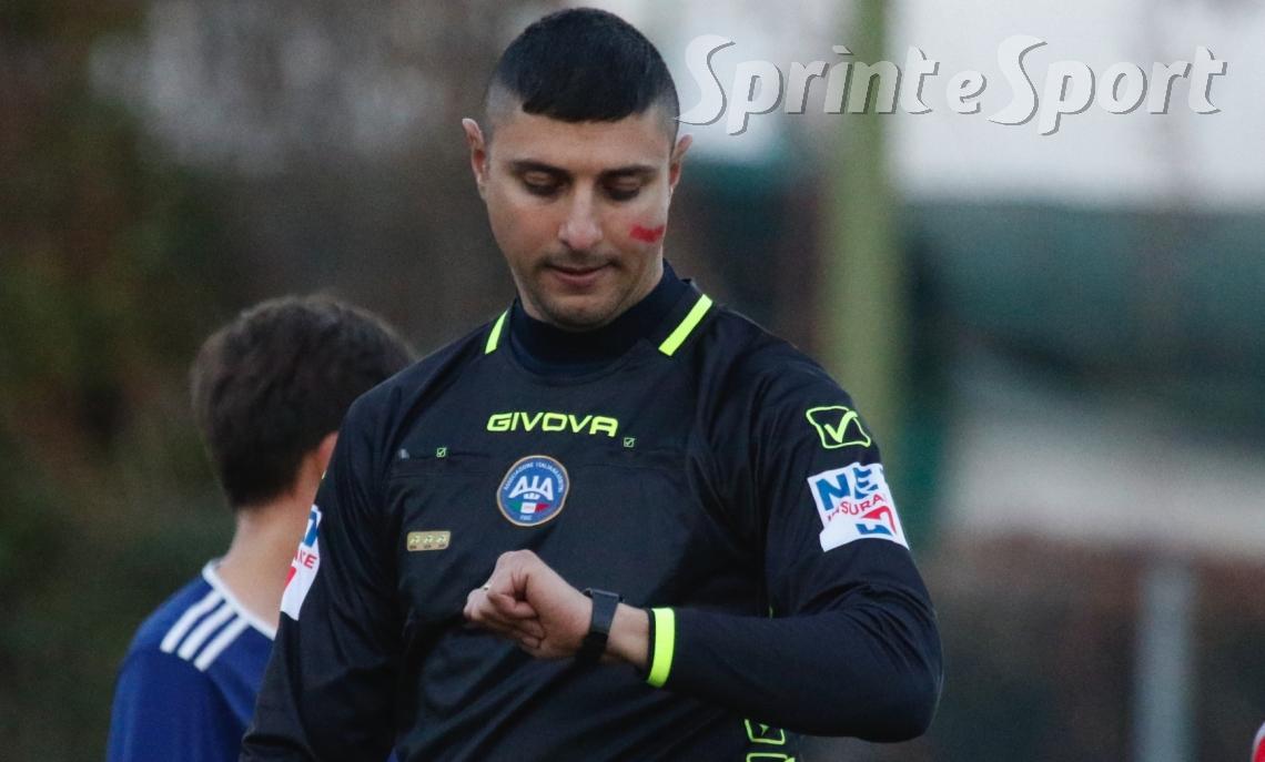 Il calcio come il rugby, arrivano le espulsioni a tempo. I numeri dicono che funziona: sei favorevole o contrario?