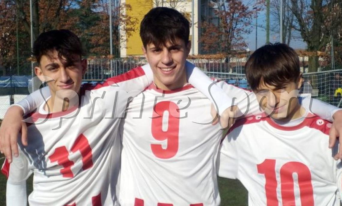 Riccardo D'Ambrosio,  Riccardo Aiello e Vincenzo Di Silvestro; Real Crescenzago U 17 
