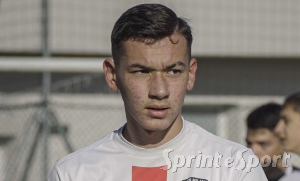 DE ROBERTIS MANUEL CLUB MILANO UNDER 15 &Eacute;LITE