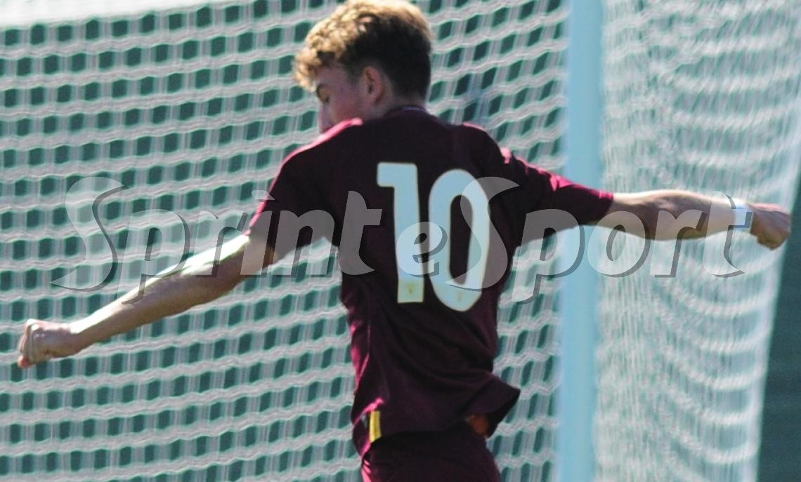 Under 17 A-B • Torino-Parma: Una magia su punizione da 30 metri decide la partita più importante dell'anno all'ultimo minuto. C'è speranza per i granata! In foto Kugyela