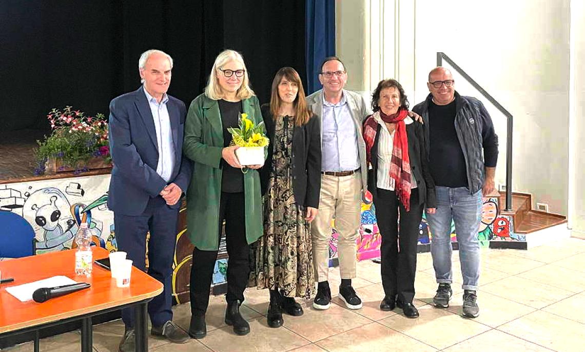 JOSEFA IDEM - FOTO DI GRUPPO