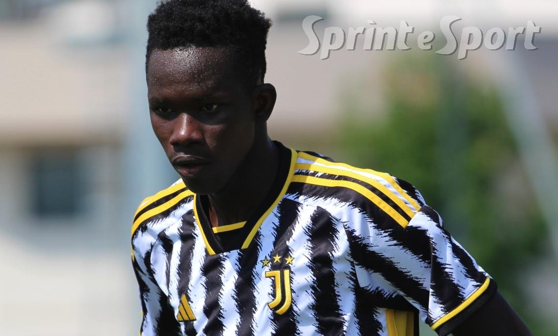 Under 16 A-B - Juventus-Lecce:  La remuntada con doppietta di Samb manda in estasi la Juve! I bianconeri eliminano un grande Lecce e volano ai quarti