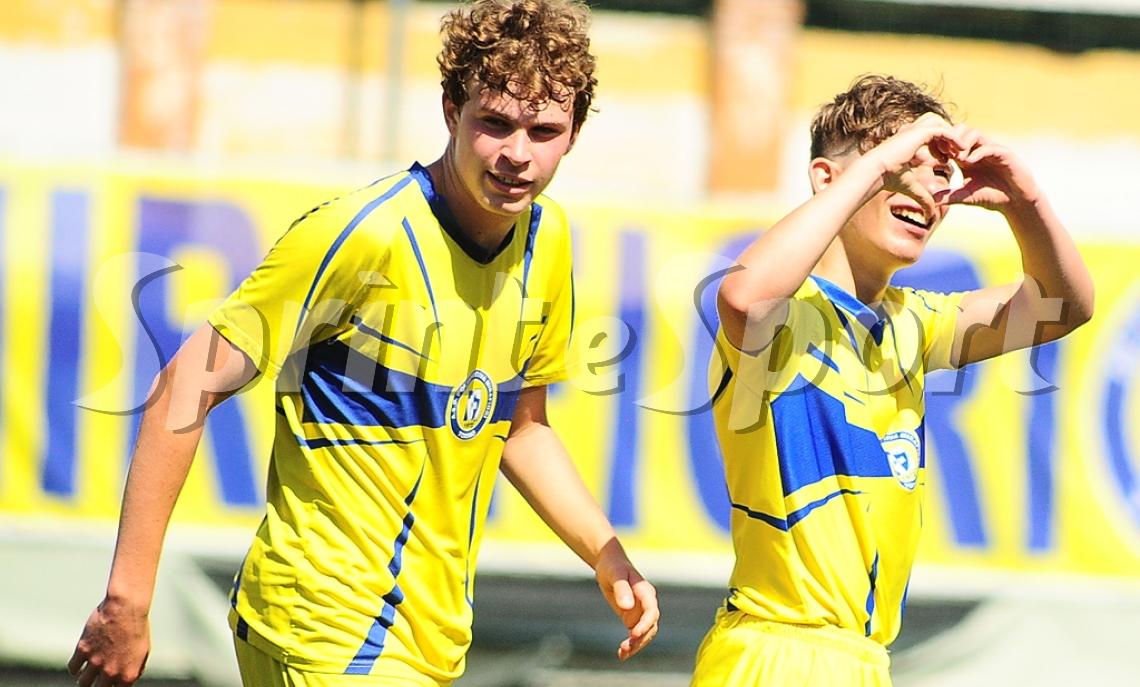 Gialloblù schiacciasassi: annichiliti gli scaccati prima del big match