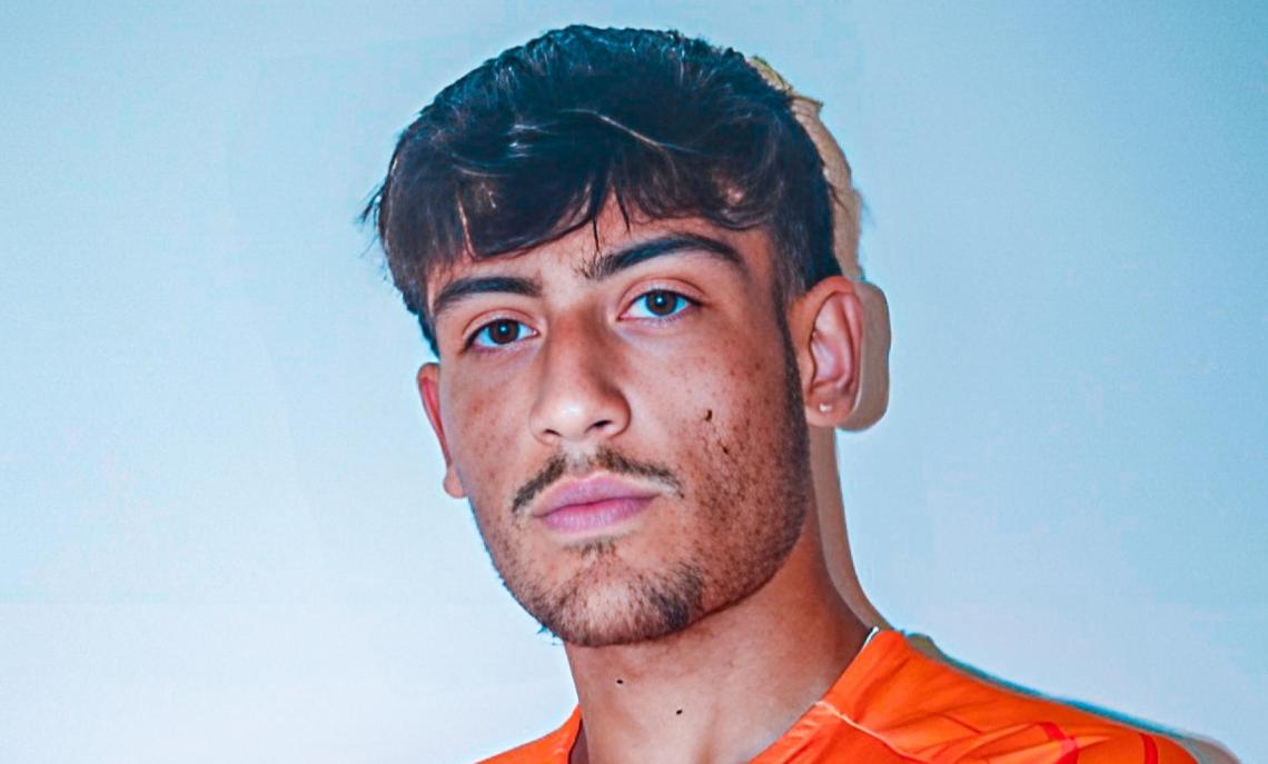 Mancino fatato, un destino diviso tra la Serie B e il ritorno in patria: il centrocampista classe 2004 