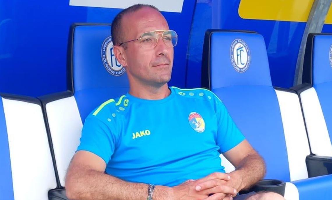 Troppo forte il richiamo del campo: lascia la carica di ds per tornare in panchina a costruire «giocatori pensanti»