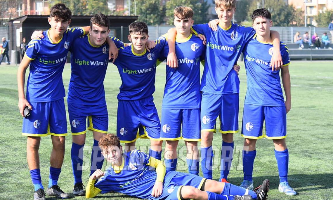 I gialloblù vincono la partita pazza da 9 gol ed escono dalla zona retrocessione