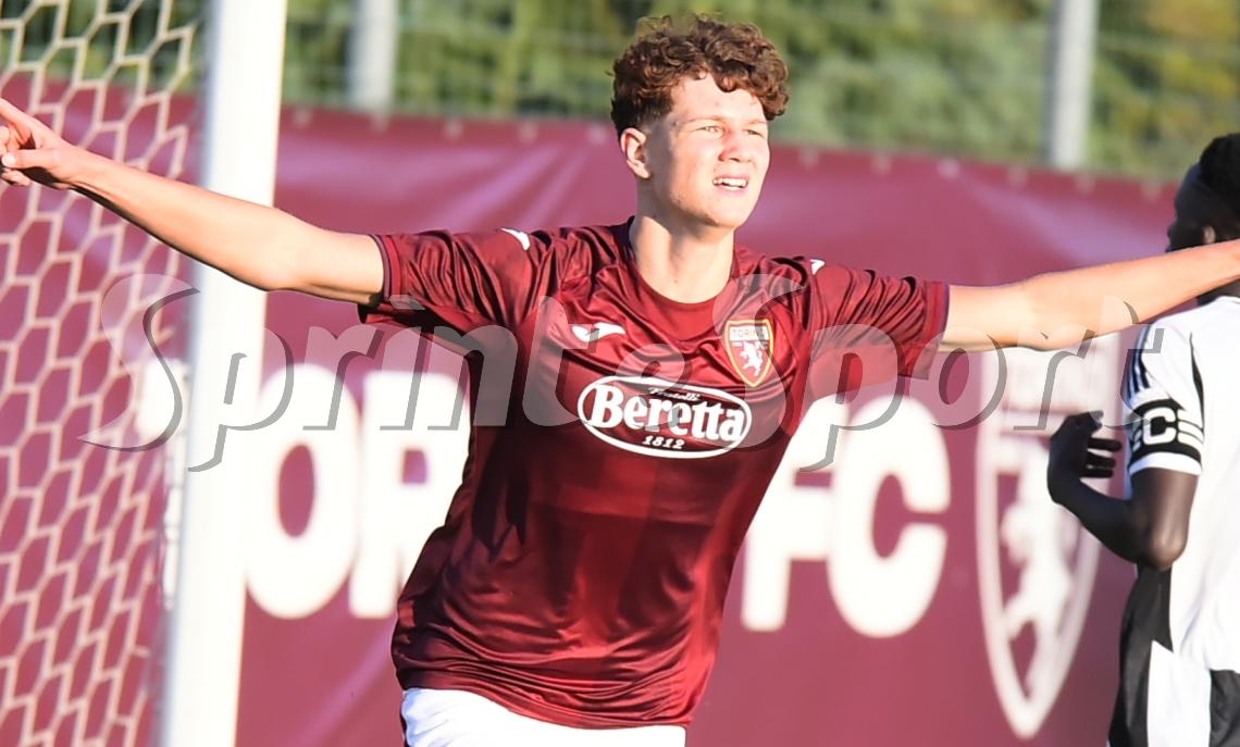 Il Torino chiude l'anno con la quinta partita di fila e vola a -1 dalla Juventus capolista!