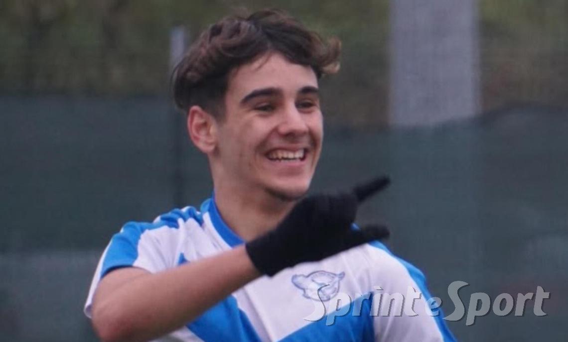 Segna una doppietta nel momento pi&ugrave; difficile e trascina i suoi: il classe 2009 vola in doppia cifra