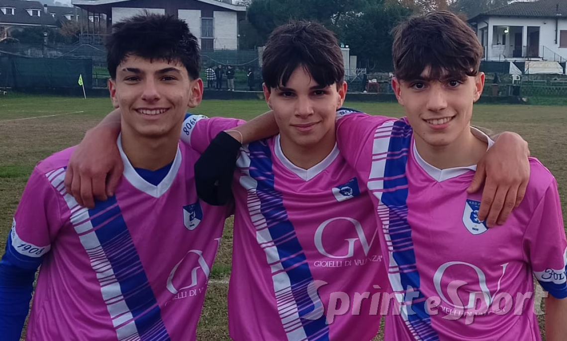 Vittoria e spettacolo con un gol a testa per le tre stelle del club che vuole stupire tutta la regione