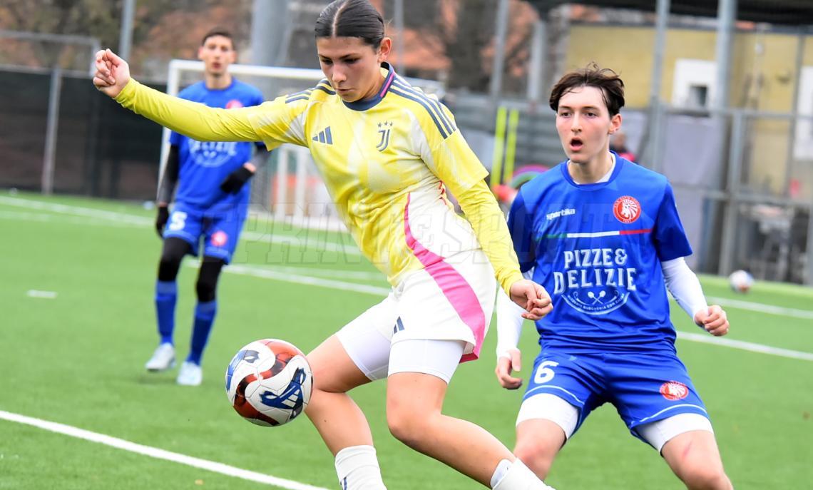 UNDER 15 TORINO GIRONE A, JUVENTUS-RAPID 8-2: Vittoria Pronzati, tripletta, vs Davide Careglio (foto Cassar&agrave;)