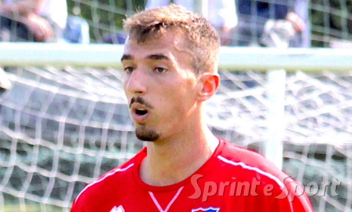 Riccardo Gerevini: Un Colosso in Movimento nel Calcio di Serie D