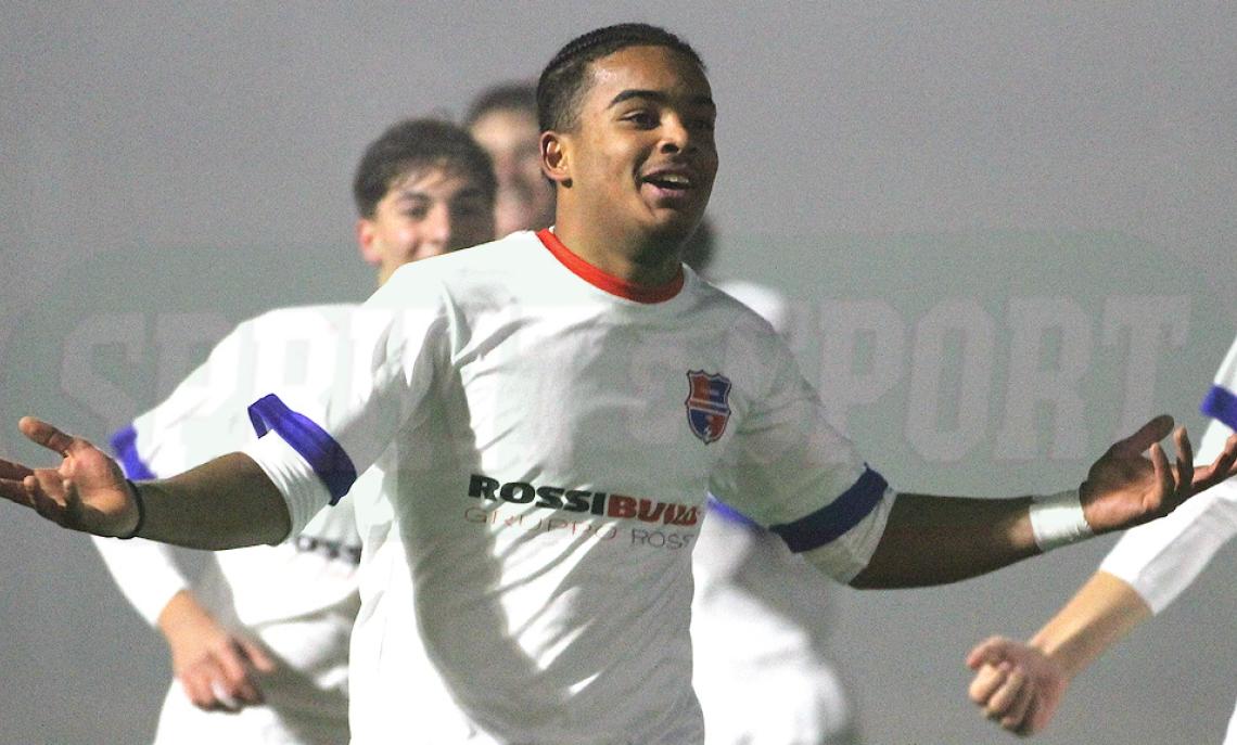 Andrea Ravizza della Virtus, marcatore del gol dell'1-0