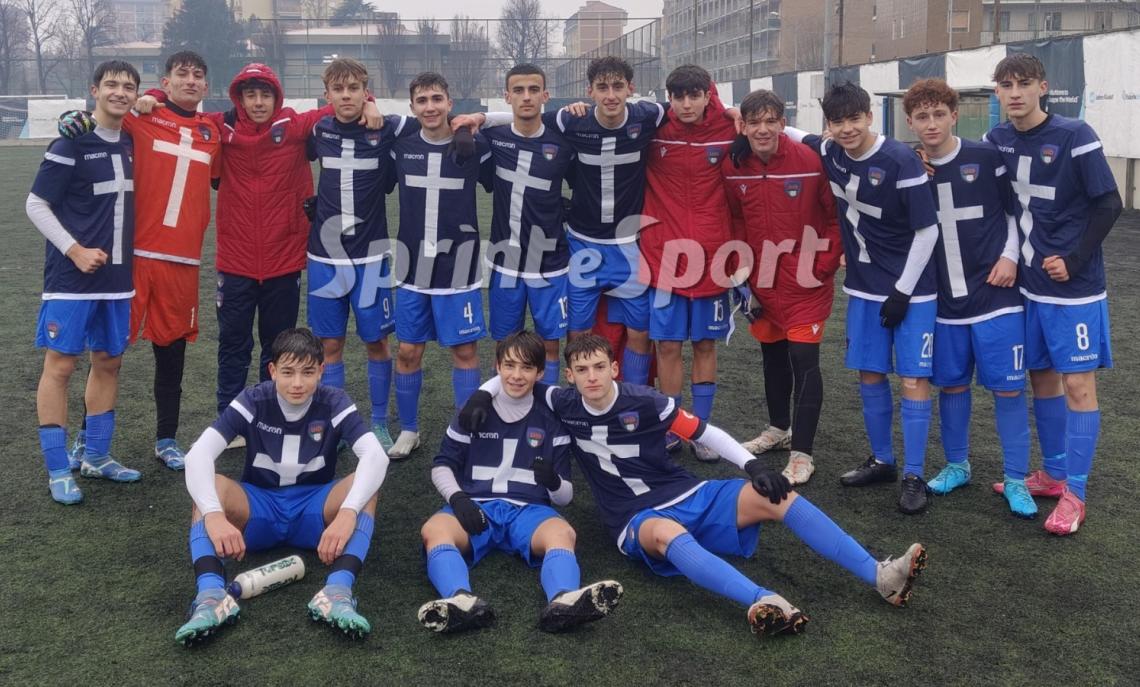 Under 15 &bull; La Rappresentativa Piemonte VdA Under 15 dopo la semifinale del 43&deg; Memorial Pier Giorgio Tappari, vinta ai rigori contro la Juventus