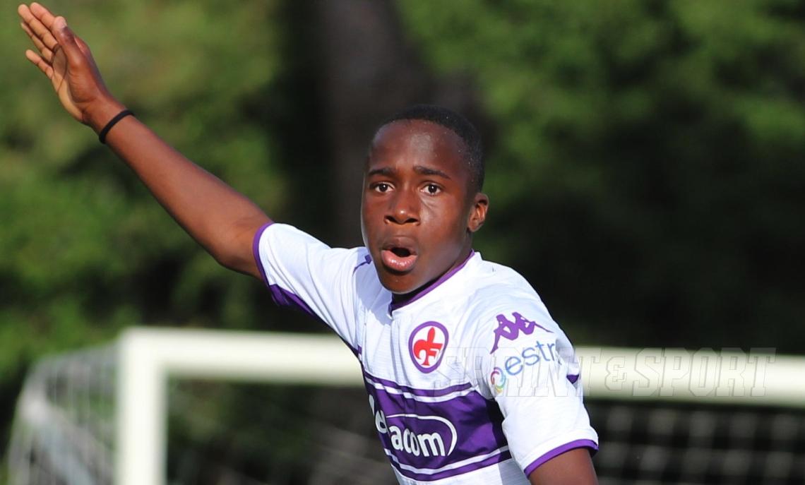 Ikenna Nwagwu: il Giovane Fenomeno che Incanta il Viola Park con una Tripletta da Sogno!