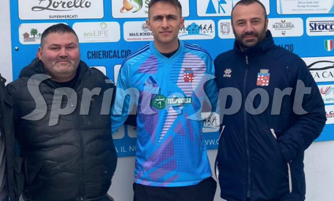 Simone Edera firma con il Chieri: Clamoroso: l'ex Serie A e figlio del Filadelfia accetta una grande sfida inseguendo la 'missione impossibile'!