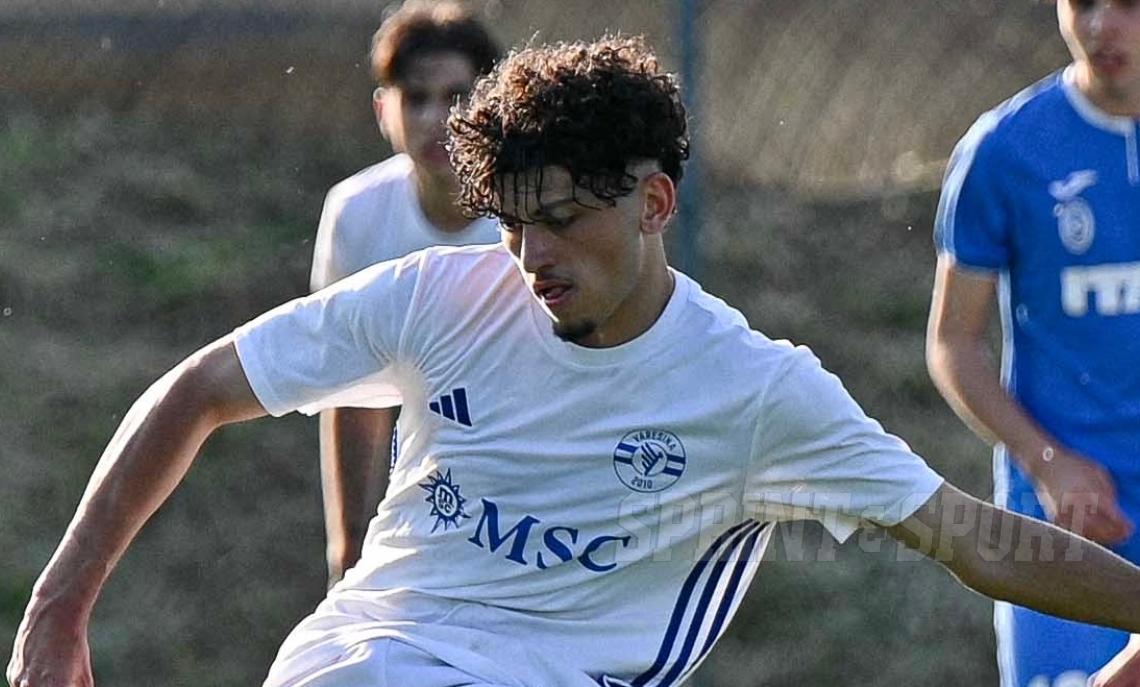 ZECCHILLO, NELL'ATTO DI TIRARE IL RIGORE PER LA VITTORIA