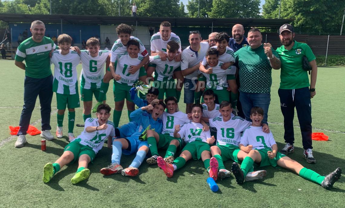 Under 14 Piemonte • Tutta la gioia del Carrara  al fischio finale che certifica la salvezza diretta ai regionali.