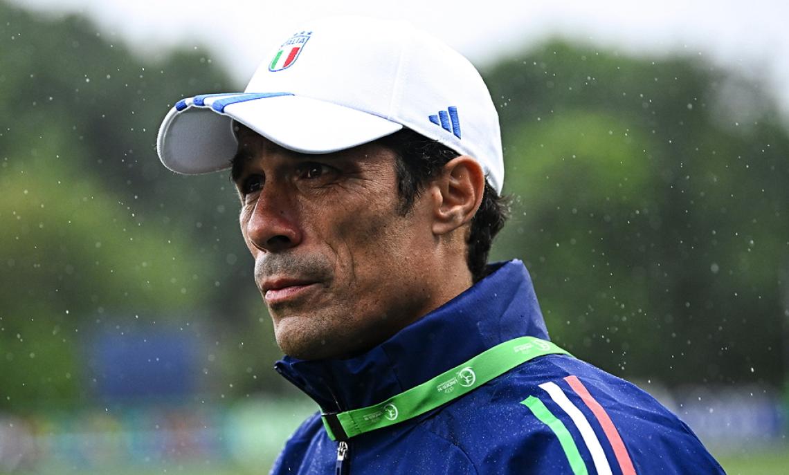 bernardo corradi al milan: l'ex bomber si unisce al team di allegri