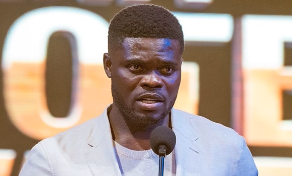 Denunce da 3 donne diverse e 6 capi d'imputazione: il centrocampista da poco svincolato sarà giudicato il 5 agosto