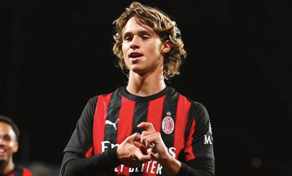 Comotto incanta: il giovane talento del Milan si prende la scena in amichevole contro il Perth Glory