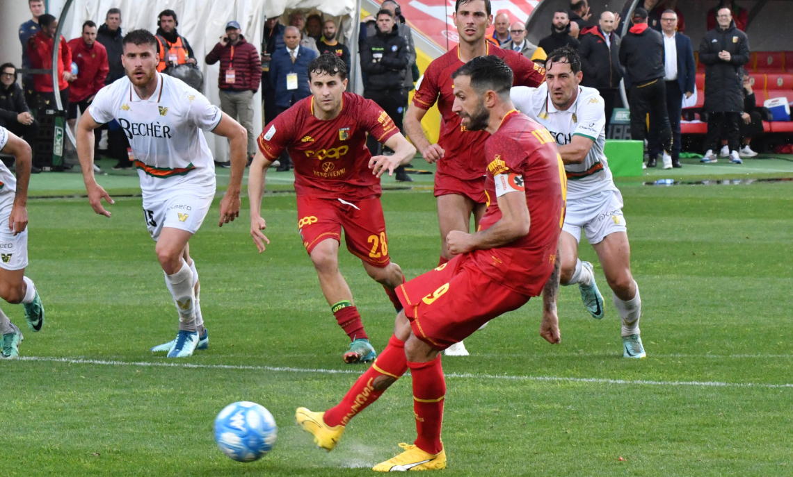 Rigore: eliminati i dubbi sul doppio tocco involontario