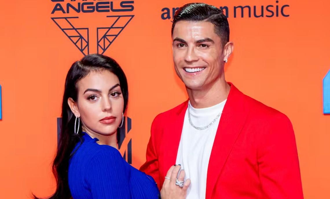 Quando una frase diventa un caso social: il meccanismo della viralit&agrave;