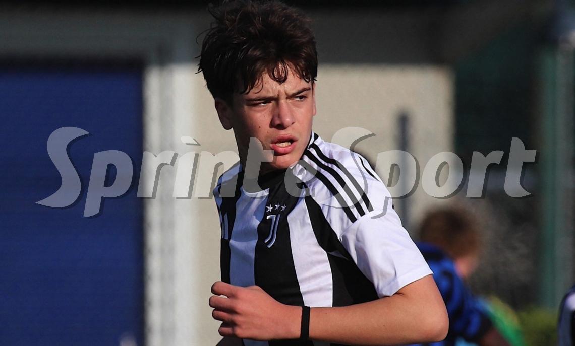 La Juve cala il poker e batte il Bologna, ma 2 sono autogol: il primo posto ora &egrave; pi&ugrave; vicino