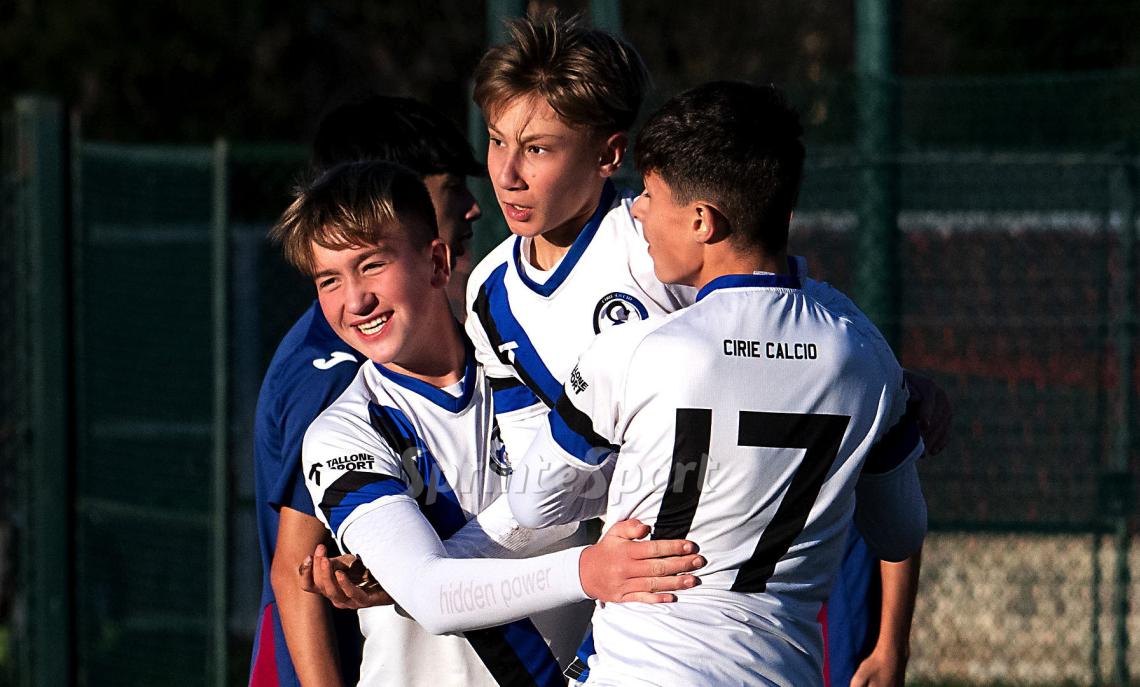 Il gol da 30 metri è il marchio di fabbrica del bomber: i nerazzurri sono la sorpresa del campionato e continuano a stupire