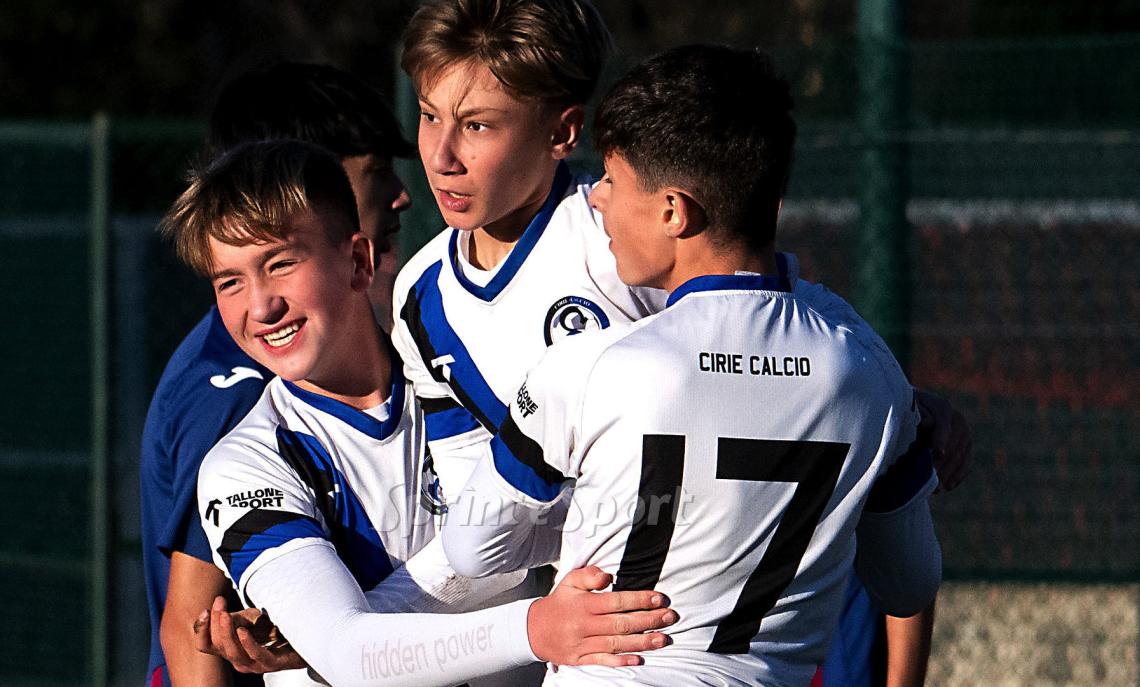 Il gol da 30 metri &egrave; il marchio di fabbrica del bomber: i nerazzurri sono la sorpresa del campionato e continuano a stupire