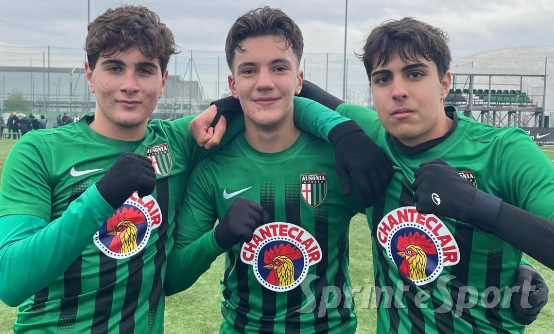 UNDER 15 ÉLITE AUSONIA • I due bomber ai lati e il muro difensivo al centro: Rovito e Gabriele stringono Invernizzi