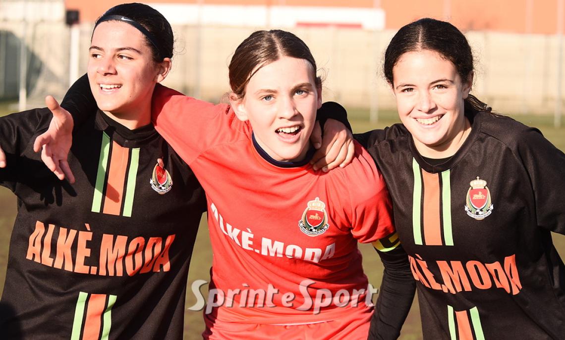 REGIONALI PIEMONTE UNDER 15 FEMMINILE: Venaria-Accademia Torino 2-2, in foto Chiara Lisci, Paola Mellano e Alessia Carenza