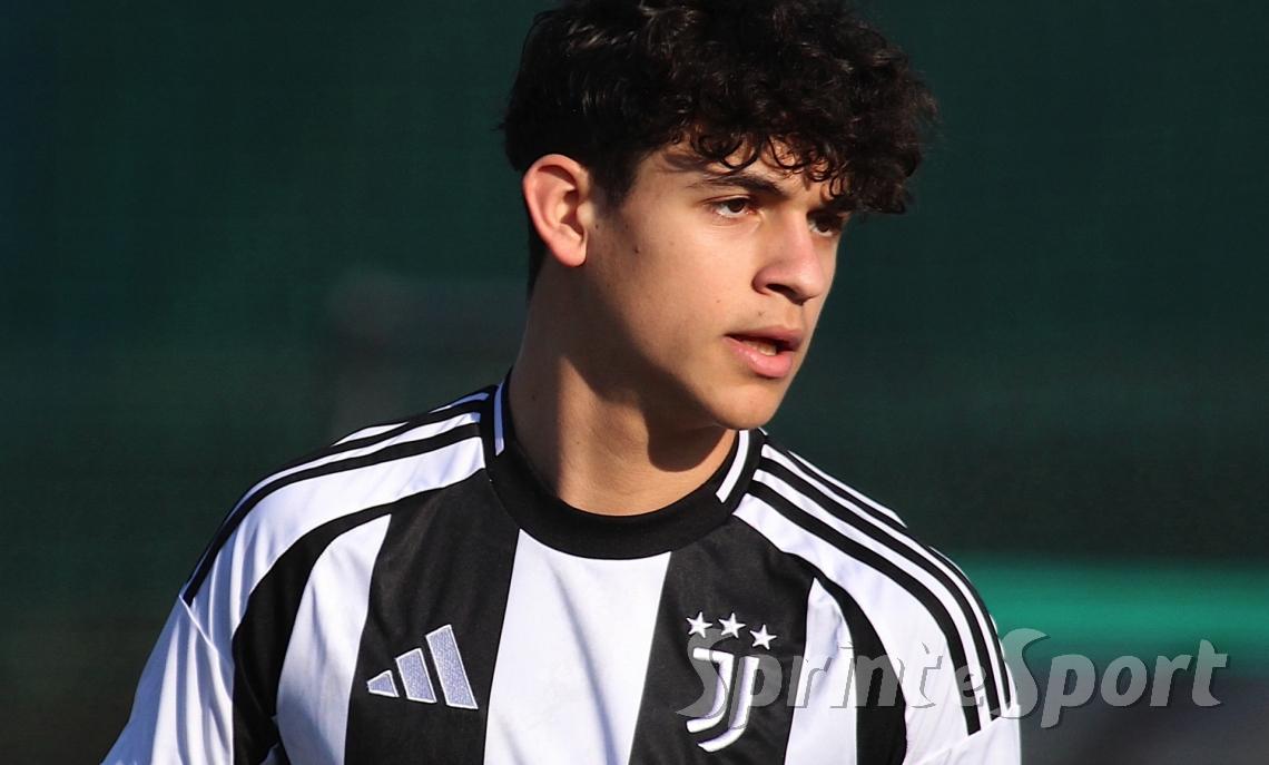 Under 15 &bull; Juventus-Sampdoria: Juventus, contro la Sampdoria va in scena il concerto di Natale! Bianconeri per il titolo. In foto Vaccarella
