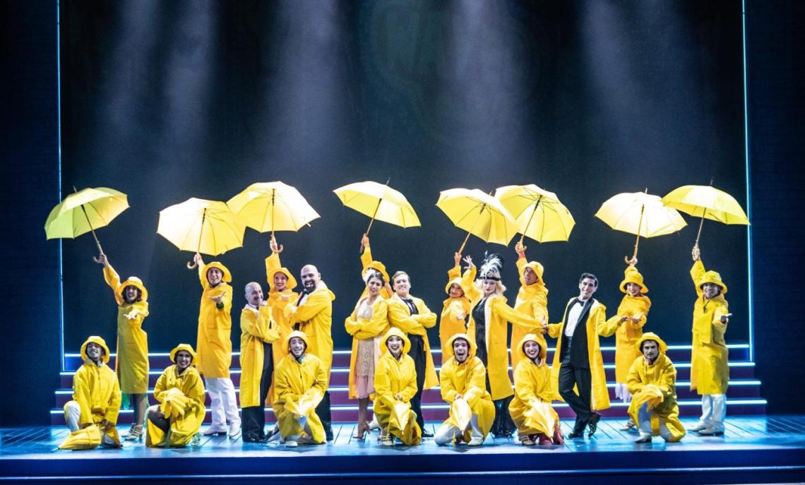 Torino &mdash; Teatro Alfieri: Cantando sotto la pioggia