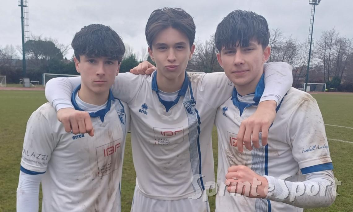 Vanno in svantaggio con una magia, nella ripresa la rimontano e la vincono in soli 16 minuti!